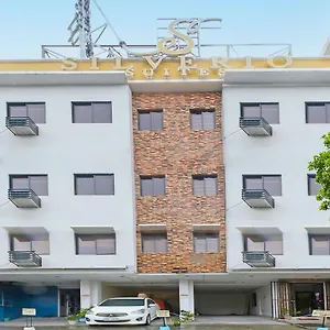 2* Hotel Oyo 896 Silverio Suites